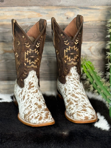 Exotic Boot Cowhide “Barns” Size 10