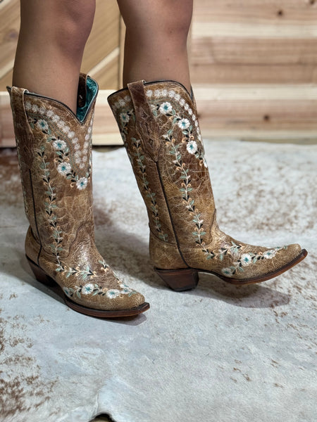 Zara Flowered Embroidery Boots