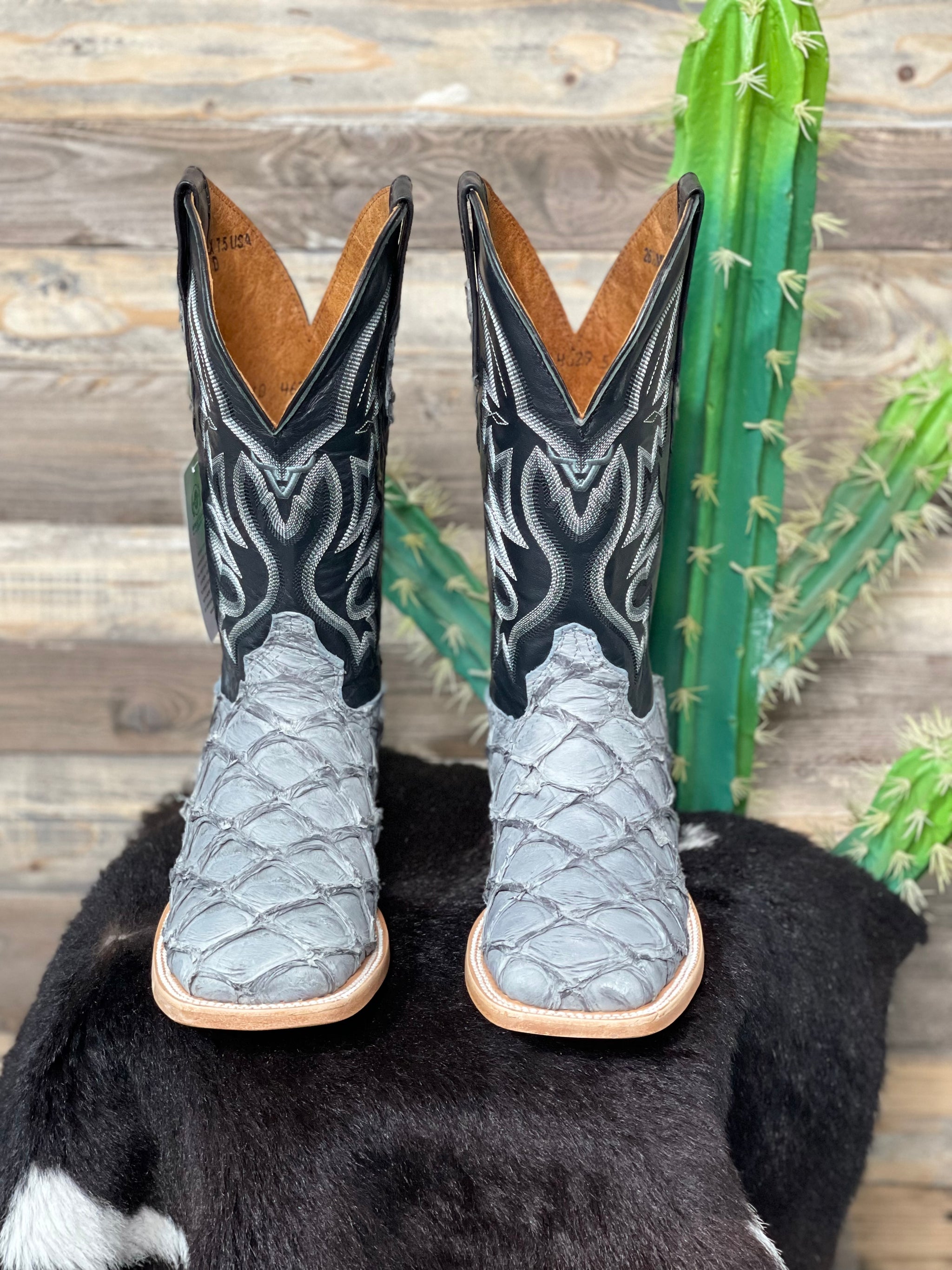 657AB6D8-7F56-4994-9D59-