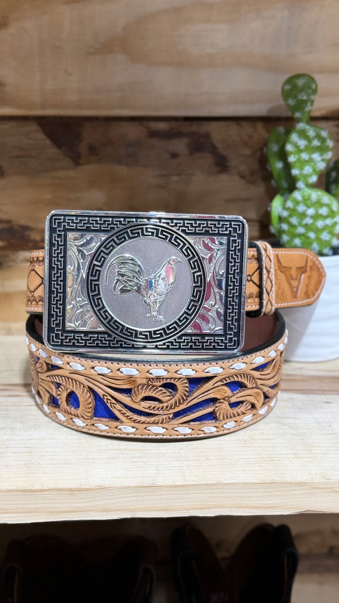 Embossed Leather Belt & Single Cock Buckel Set