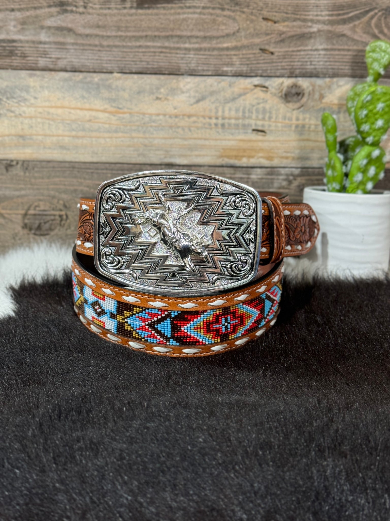 Legend Beaded Leather Belt & Long Horn Buckle Set