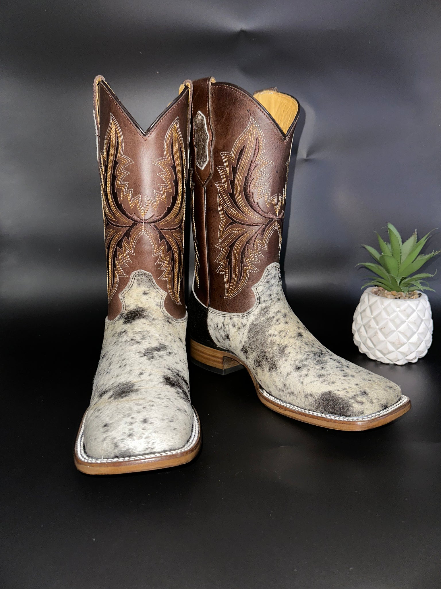 Exotic Leather Boot “ Cool White ” Cowhide 9