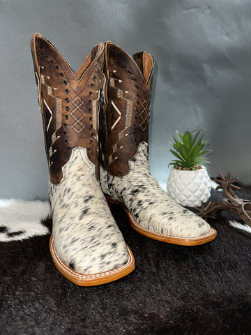 Exotic “White Mike” Cowhide Size 8
