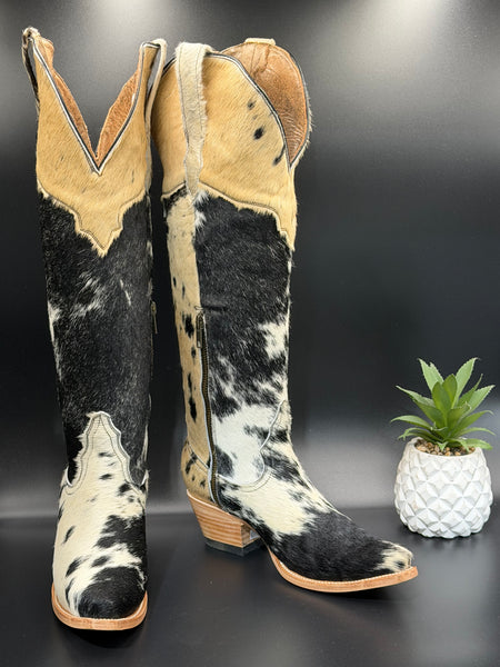Ruby Tall Cowhide Sz: 8.5