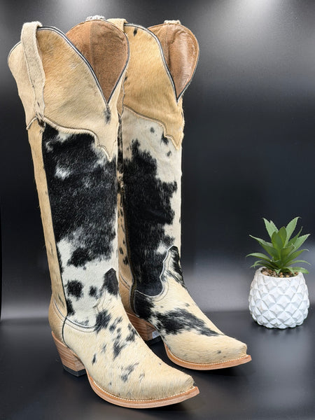 Ruby.3 Tall Cowhide Sz: 8.5