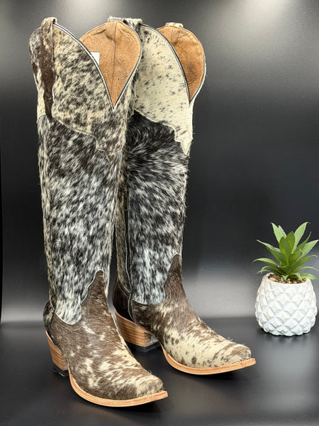 Ruby Tall Cowhide Sz: 8