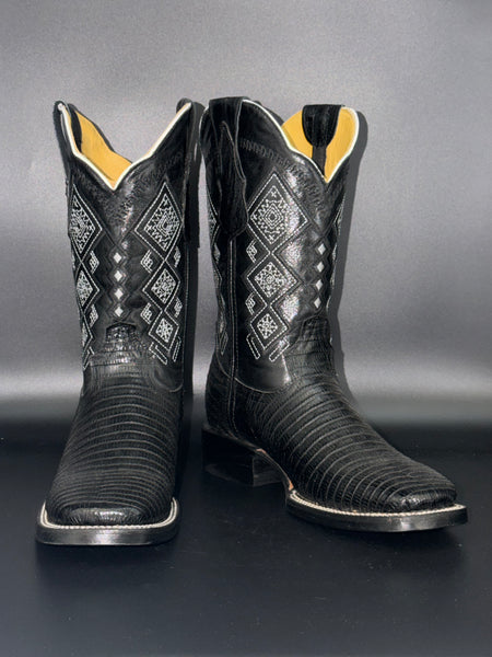 Roman Valley leather Black Armadillo