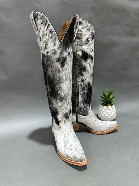 Ruby Tall Cowhide Sz: 6