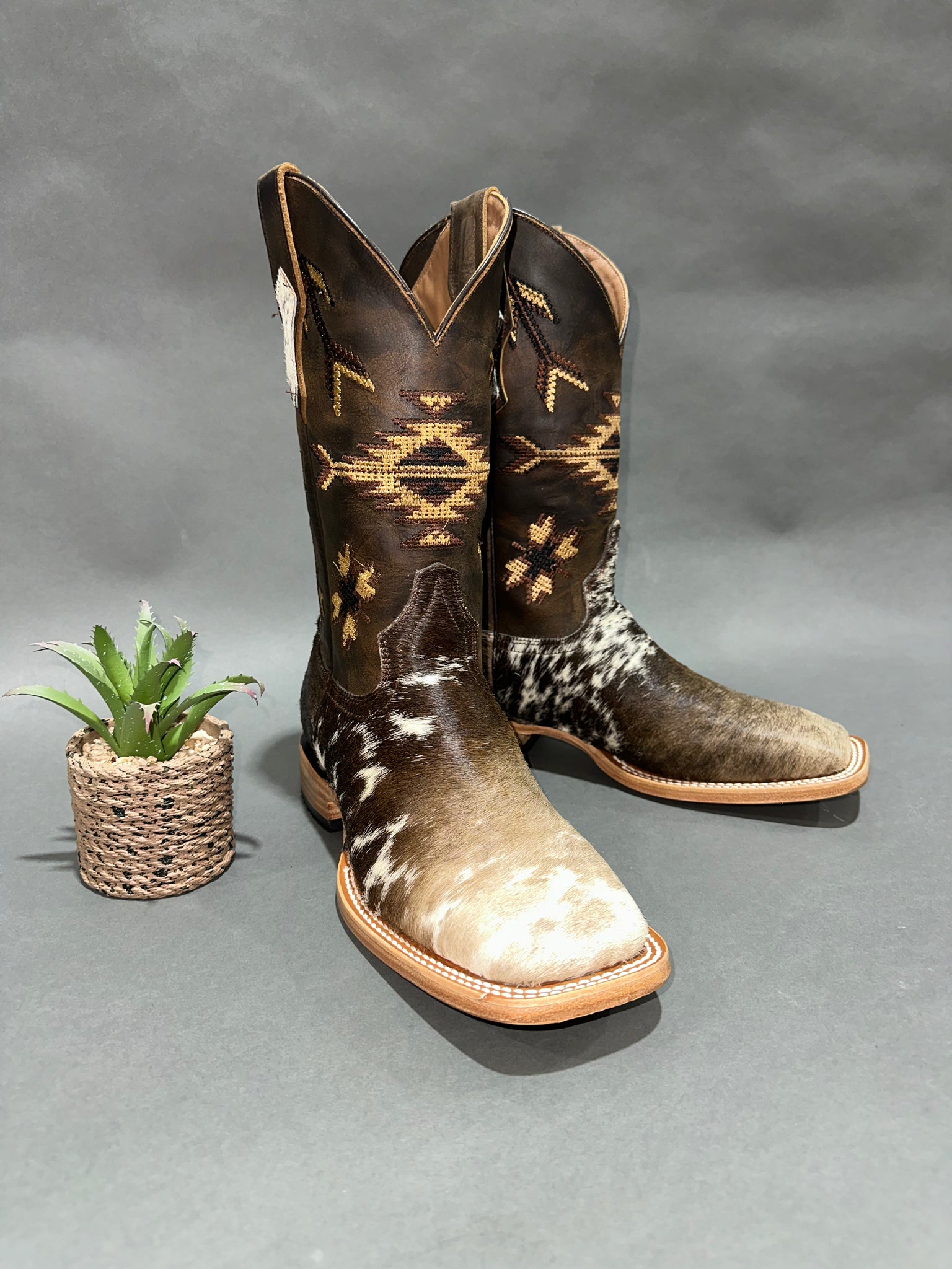 Exotic Cowhide Leather Boot “Brazil” Size 8