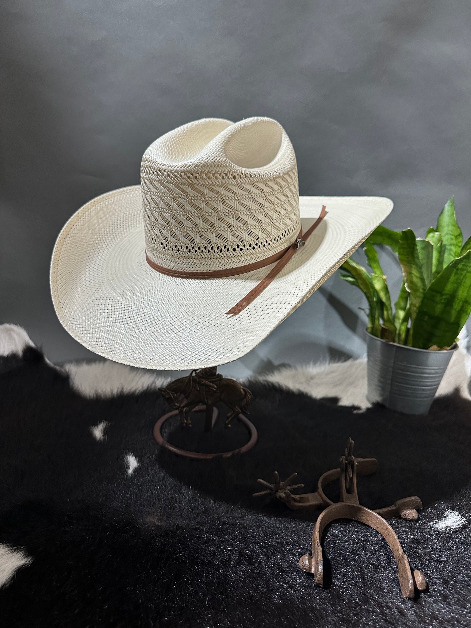 Elegante Sombrero Straw Hat – Roman Valley Ranch